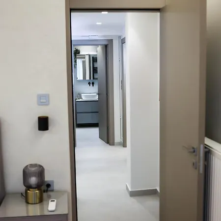 Elektra's Apartment#2, 1ος, στο κέντρο της λάρισας με δωρεάν Parking και πρωΐνό Appartement *