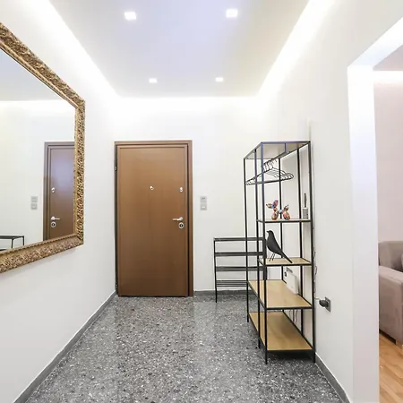 Elektra's Apartment#2, 1ος, στο κέντρο της λάρισας με δωρεάν Parking και πρωΐνό Appartement