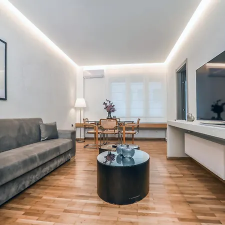 Elektra's Apartment#2, 1ος, στο κέντρο της λάρισας με δωρεάν Parking και πρωΐνό *